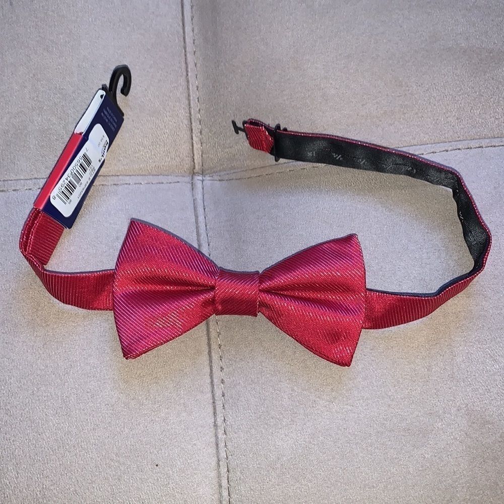 Youth adjustable red bow tie